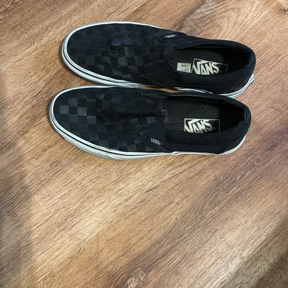 Vans - Picture 3 of 3